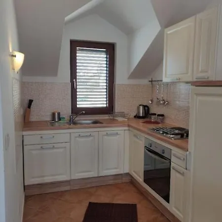Navi Apartment, Seaview * Trogir